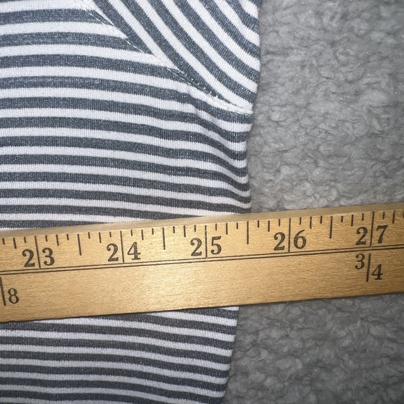 Puma Shirt Men's Size XL Gray Striped‎ Short Sleeve Polo Golf Lightweight - Picture 7 of 8